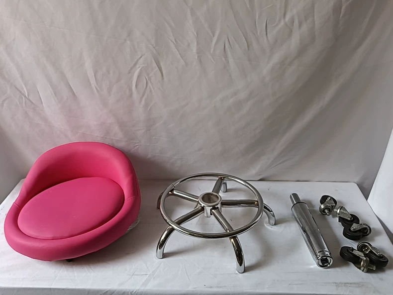 Skórzany stołek kosmetyczny do – Leatherwork Bench recenzja i cena