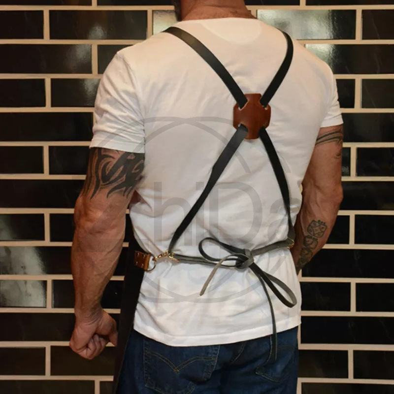 Wielofunkcyjny Uchwyt na Butel – Leatherwork Apron recenzja i cena