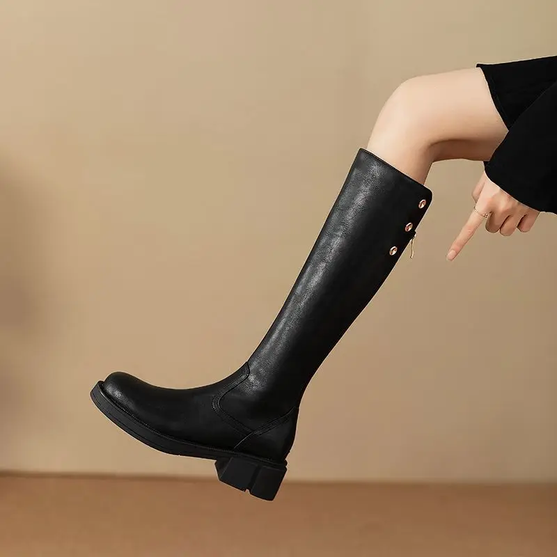 Jesienno-zimowe buty damskie d – Leather Work Boots recenzja i cena